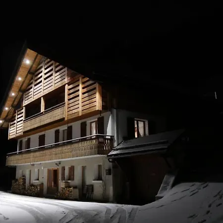 Feriehus Coup De Coeur+vehicule 4*4 ; 9 Places A Dispo *